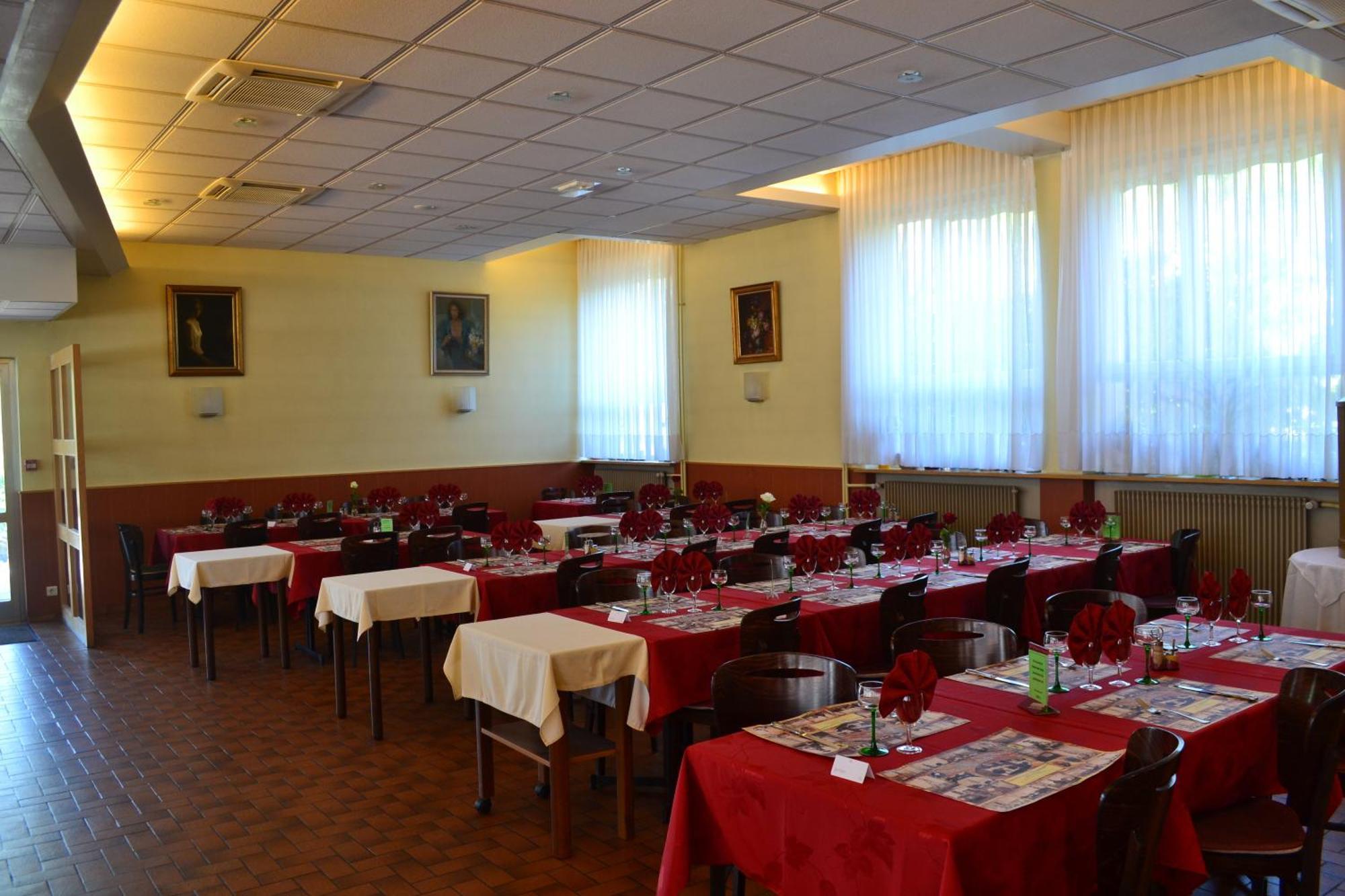 Hotel Restaurant Niemerich Pulversheim Kültér fotó
